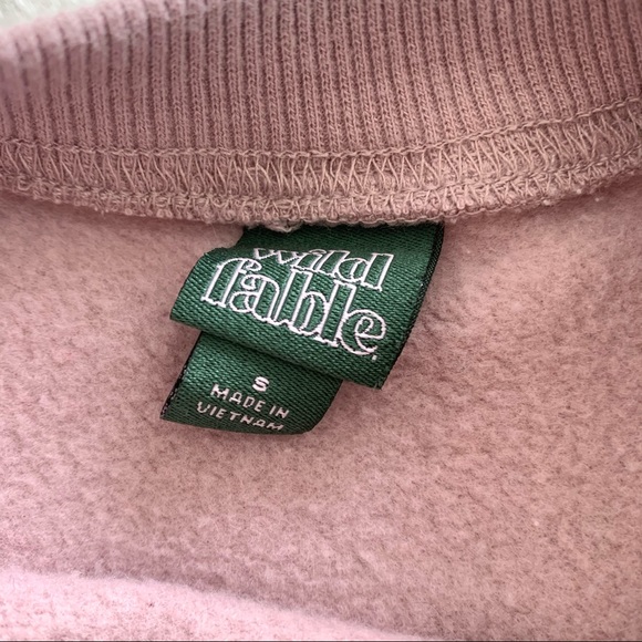 Wild Fable Pink Heart Graphic Oversized Sweatshirt - Picture 5 of 10